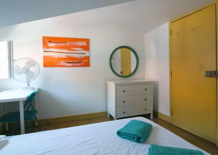 In Marechal Saldanha 3rd Floor